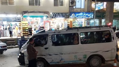 ضبط 26 سيارة ميكروباص مخالفة وسحب رخصها في حملة مكبرة بأسوان 