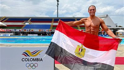 العمر مجرد رقم.. القبطان وليد فؤاد وضع سباحة الزعانف المصرية على الخريطة العالمية