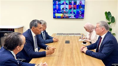 وزير البترول يبحث تعزيز التعاون مع الشركات العالمية في مجالي الإنتاج والبنية التحتية للغاز الطبيعي