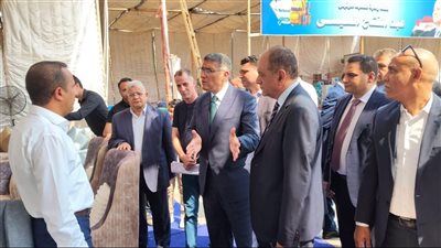 بأسعار مخفضة.. محافظ الجيزة يتفقد التجهيزات النهائية لمعرض أهلًا مدارس الرئيسي في العمرانية