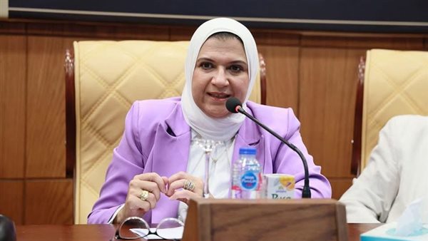  الدكتورة ولاء عقاد،