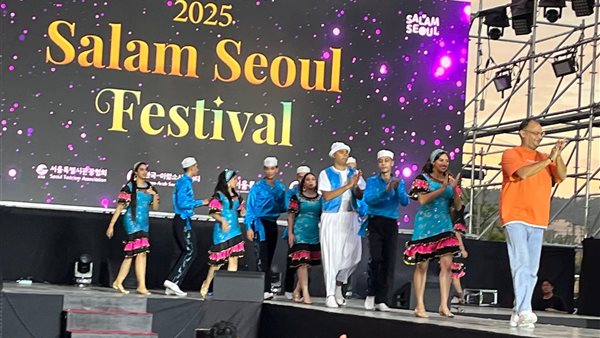 جانب من العرض 