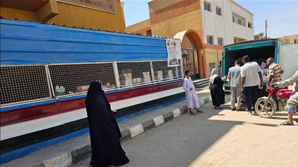 افتتاح معرض أهلا