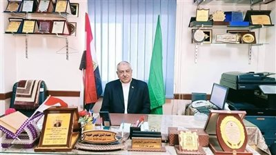 قبل يومين من بلوغه سن المعاش.. وفاة مدير إدارة غرب الفيوم التعليمية 