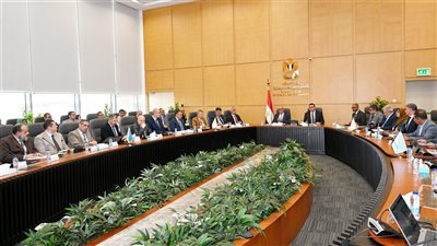 تعاون بين الإسكان والعربية للتصنيع لضمان إنجاز مشروعات حياة كريمة