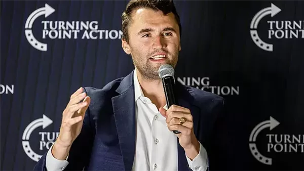  تشارلي كيرك