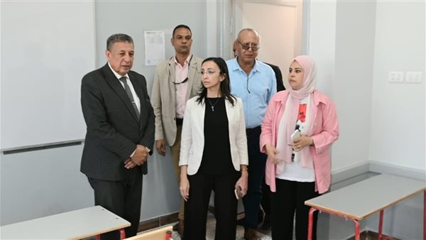 محافظ البحيرة تتفقد