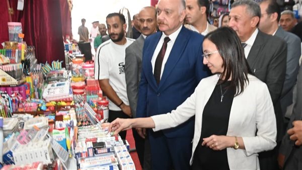 محافظ البحيرة تفتتح