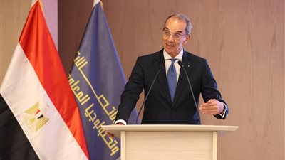 وزير الاتصالات: الفري لانس خيار مرن يحقق أجورًا تصل إلى 10 آلاف دولار شهريًا