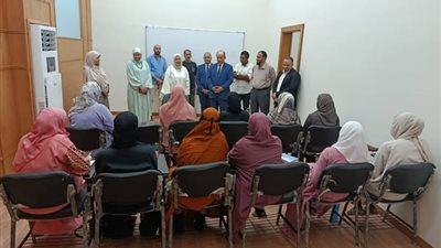 مستشارة شيخ الأزهر لشؤون الوافدين تتفقد فرع مدرسة الإمام الطيب لحفظ القرآن وتجويده بمدينة البعوث الإسلامية