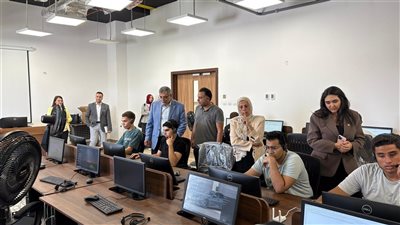 نائب رئيس جامعة بنها الأهلية يتفقد اختبارات القبول للطلاب الجدد