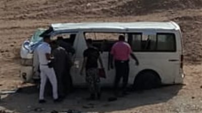 المحصلة النهائية 7 أشخاص.. أسماء المصابين في انقلاب ميكروباص على طريق السباعية بإسنا جنوب الأقصر