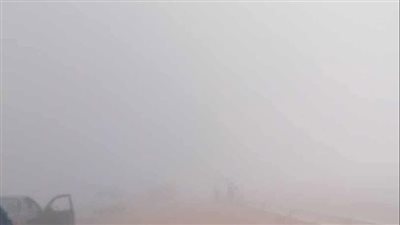 توقف جزئي لحركة المرور على طريق السويس القاهرة بسبب الشبورة