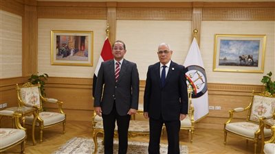 ضبطتها النيابة.. تسليم 200 كيلو جرام من السبائك الذهبية للبنك المركزي لدعم الاحتياطي 