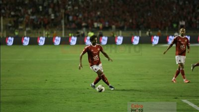 نتيجة مباراة الأهلي وإنبي في الدوري الممتاز.. الأحمر يتقدم في الشوط الأول