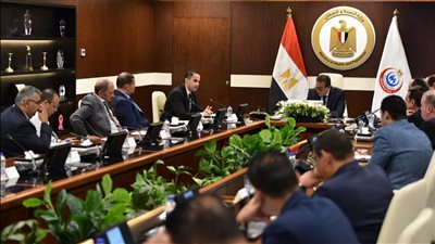 وزير الصحة يترأس اجتماع اللجنة التنسيقية لمنظومة التأمين الصحي الشامل