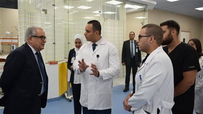 رئيس التأمين الصحي يشدد على إجراءات مكافحة العدوى بمستشفى العاصمة الإدارية الجديدة