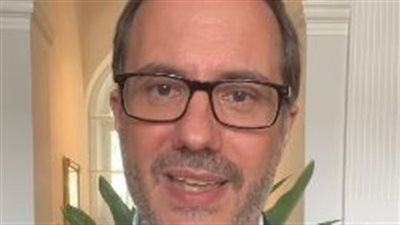 بعد وصوله القاهرة لتسلّم مهام منصبه.. السفير البريطاني: مصر بلد غنيّ بالتاريخ والثقافة والشراكة العميقة مع بريطانيا