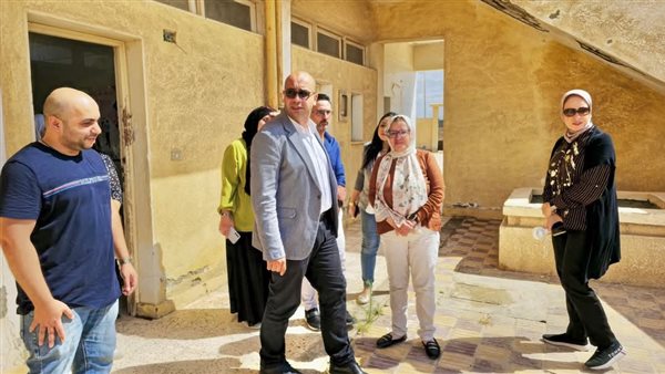 جولة وكيل وزارة الصحة