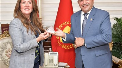 محافظ بورسعيد يستقبل سفيرة الولايات المتحدة الأمريكية بمصر لبحث سبل التعاون المشترك| صور 