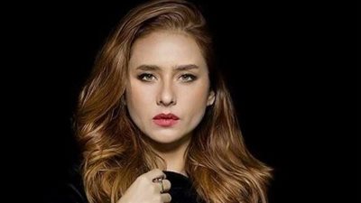 مفاوضات مع نيللي كريم لتقديم مسلسل في رمضان 2026 إنتاج سالي والي