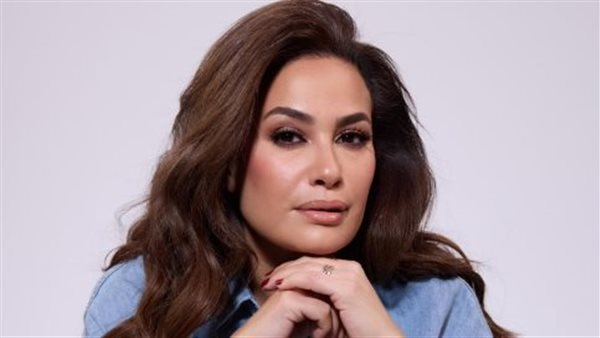 الفنانة هند صبري