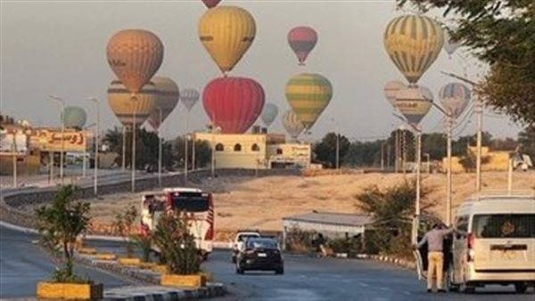 رحلات البالون الطائر