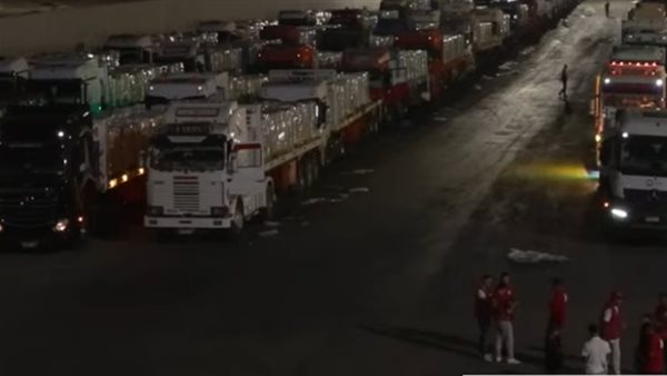 الشاحنات المحمّلة