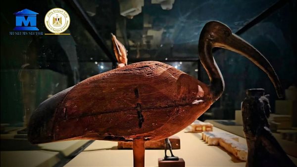 التمثال الأثري