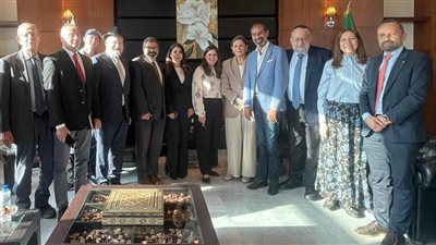 يهود أمريكا يتدفقون إلى دمشق قبيل الأعياد في ظل محاولات واشنطن لتطبيع العلاقات السورية الإسرائيلية 