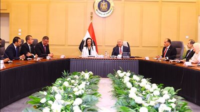 وزيرة التضامن: إتاحة العمرة لكبار السن والمسنين من متقاعدي وزارة الصناعة