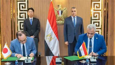 وزير الإنتاج الحربي يشهد مراسم توقيع مذكرة تفاهم مع ميزوها اليابانية لتصنيع محطات توليد المياه من الهواء