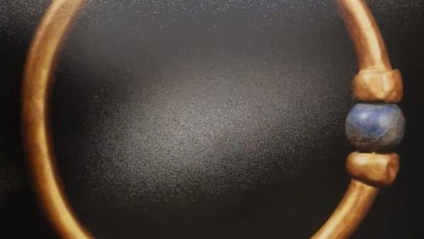 أسورة الملك أمنموبي