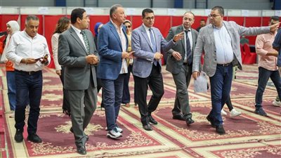 الخطيب يستقبل وفدًا من النيابة الإدارية استعدادًا لانعقاد الجمعية العمومية بالنادي | صور