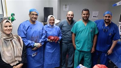 وزنه 4 كجم.. جامعة المنوفية تنقذ حياة مريض بعد إزالة ورم ضخم من الرئة 