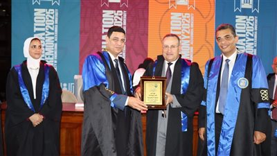 رئيس جامعة الإسكندرية: الجامعة تخصص 10% من فائضها لدعم أفكار الطلاب الابتكارية