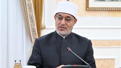 المفتي: قراءة سورة السجدة في صلاة الصبح من كل يوم جمعة مستحبة 