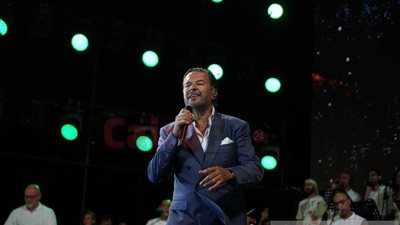 راغب علامة يشعل أجواء حفل اليوم الوطني السعودي في ليلة استثنائية ضمن فعاليات مهرجان مراسي 