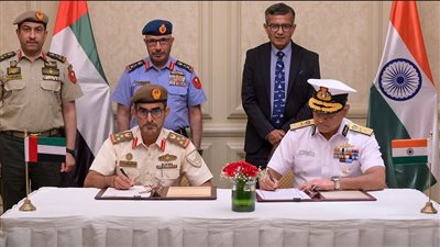 بعد السعودية وباكستان.. هل وقعت الإمارات اتفاق دفاع مشترك مع الهند؟