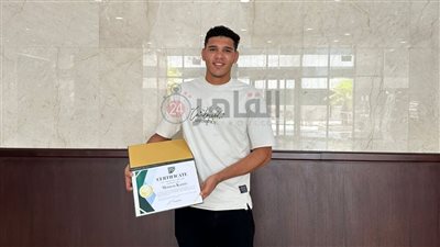 هدفي كان إنقاذ الرجل.. الشاب المصري بطل فيديو إخماد حريق سيارة بالإمارات يكشف كواليس مشهد بطولته 