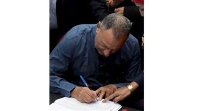 الخطيب يدلي بصوته في الجمعية العمومية للأهلي | صور