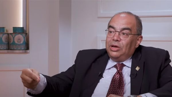 محمود محيي الدين