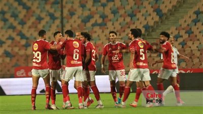 أحمد حسن يكشف عن مفاجأة بشأن مدرب الأهلي الجديد