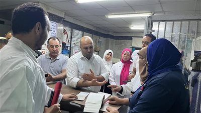 خلال مروره الليلي.. وكيل مديرية الصحة بالإسكندرية يوجه بتوفير الأدوية وصيانة الأجهزة