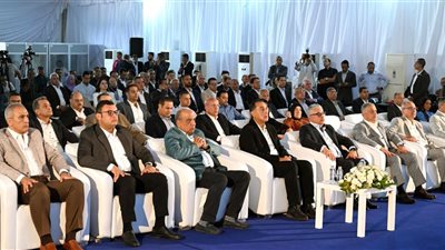 محافظ الإسماعيلية: الدولة أولت اهتماما كبيرا بالمنطقة الاقتصادية لقناة السويس 