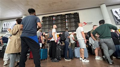 إلغاء عشرات الرحلات.. فوضى في المطارات الأوروبية بعد هجوم سيبراني