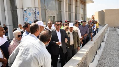 وزير الإسكان يتفقد مكونات مشروع حدائق تلال الفسطاط بمنطقة مصر القديمة بالقاهرة