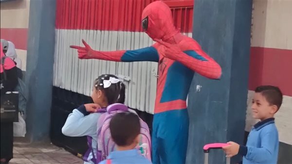 سبايدر مان يظهر في