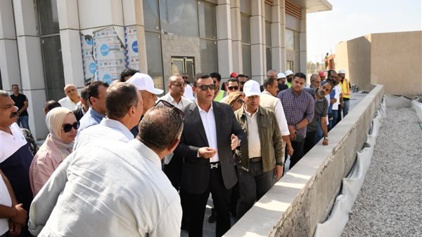 وزير الإسكان