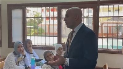 وزير التعليم لطلاب الشيماء الثانوية ببنها بأول يوم دراسي: التدريس أهم المهن.. والبرمجة لها مستقبل واعد